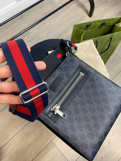 Gucci Supreme Messenger Bag