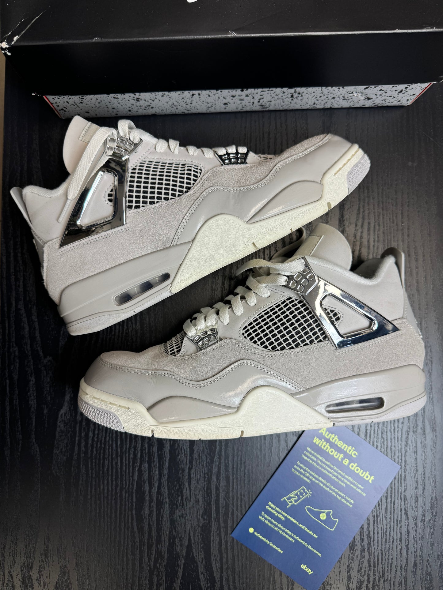 Nike Air Jordan 4 Frozen Moments