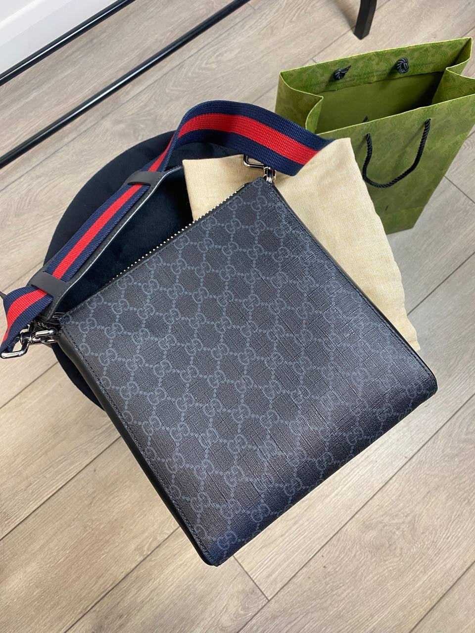 Gucci Supreme Messenger Bag